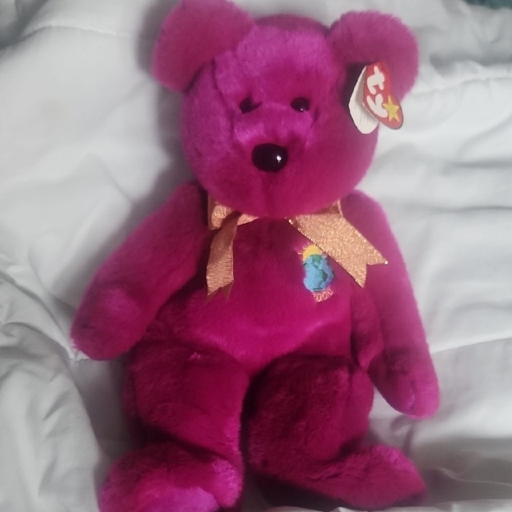 Ty Beanie Buddy Millennium Bear (1999 Retired) Magenta with Gold Ribbon & “2000”